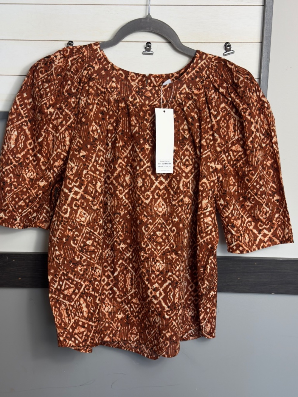 CALVIN KLEIN puff balloon sleeve woman’s blouse nwt